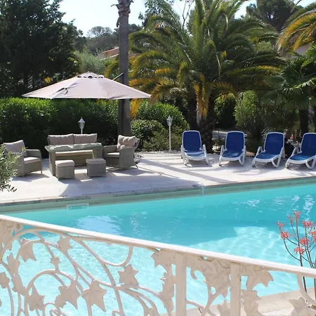 4 * St Raphael Esterel Cote D'azur Golf Riviera Villa